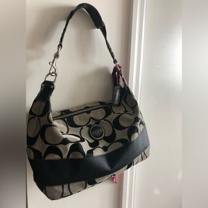 Coach Purse with Logo Pattern in Black. Excellent Condition with free scarf